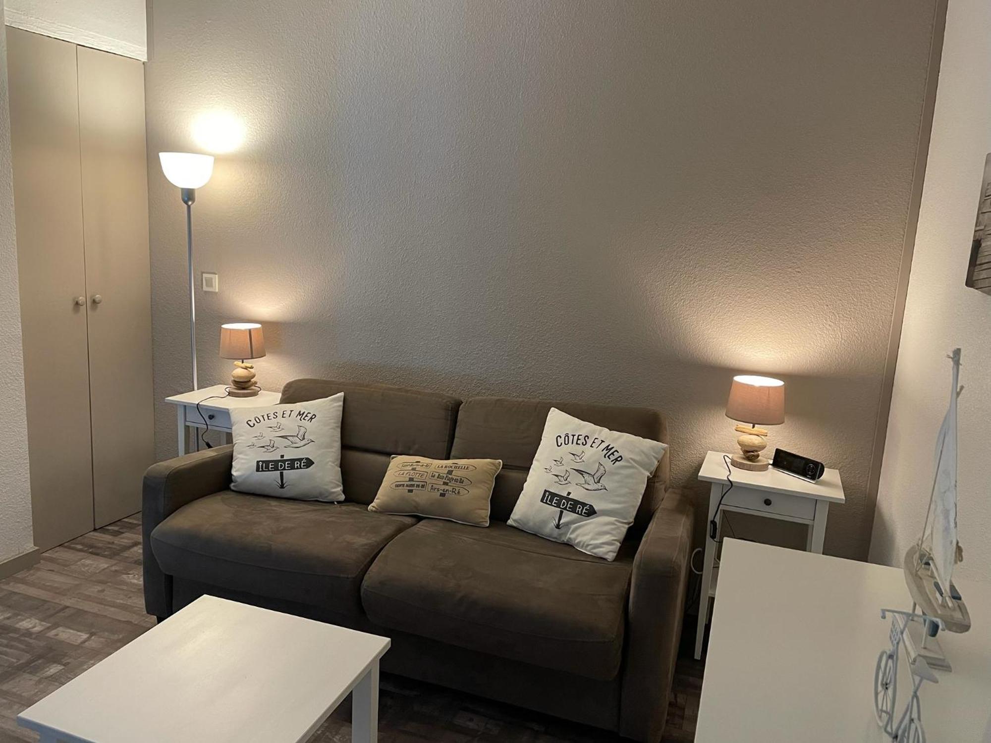 Apartamento Les Remparts Saint-Martin-de-Ré Habitación foto